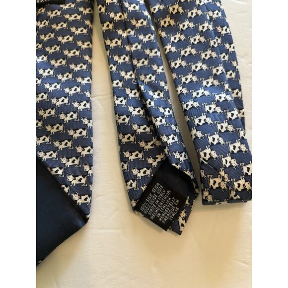 BEAUFORT TIE RACK 3.75” Cow Tie Print Farm Blue Italian Silk Neck Tie Dairy Barn - Picture 6 of 9
